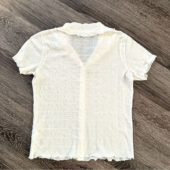 Vince Smocked Short-Sleeve Buttoned Top - Picture 4 of 6